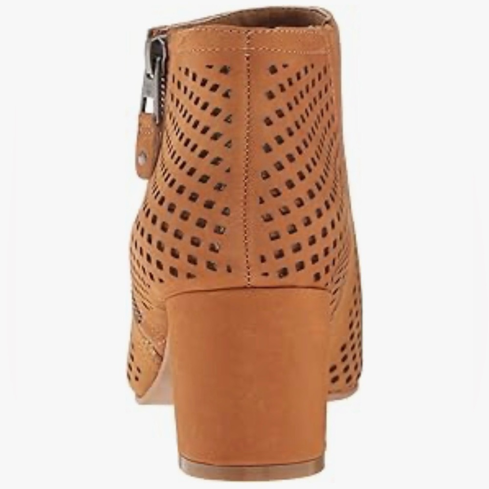 Lucky Brand Jakelyn Bootie in Cafe Size 9 - Picture 7 of 15